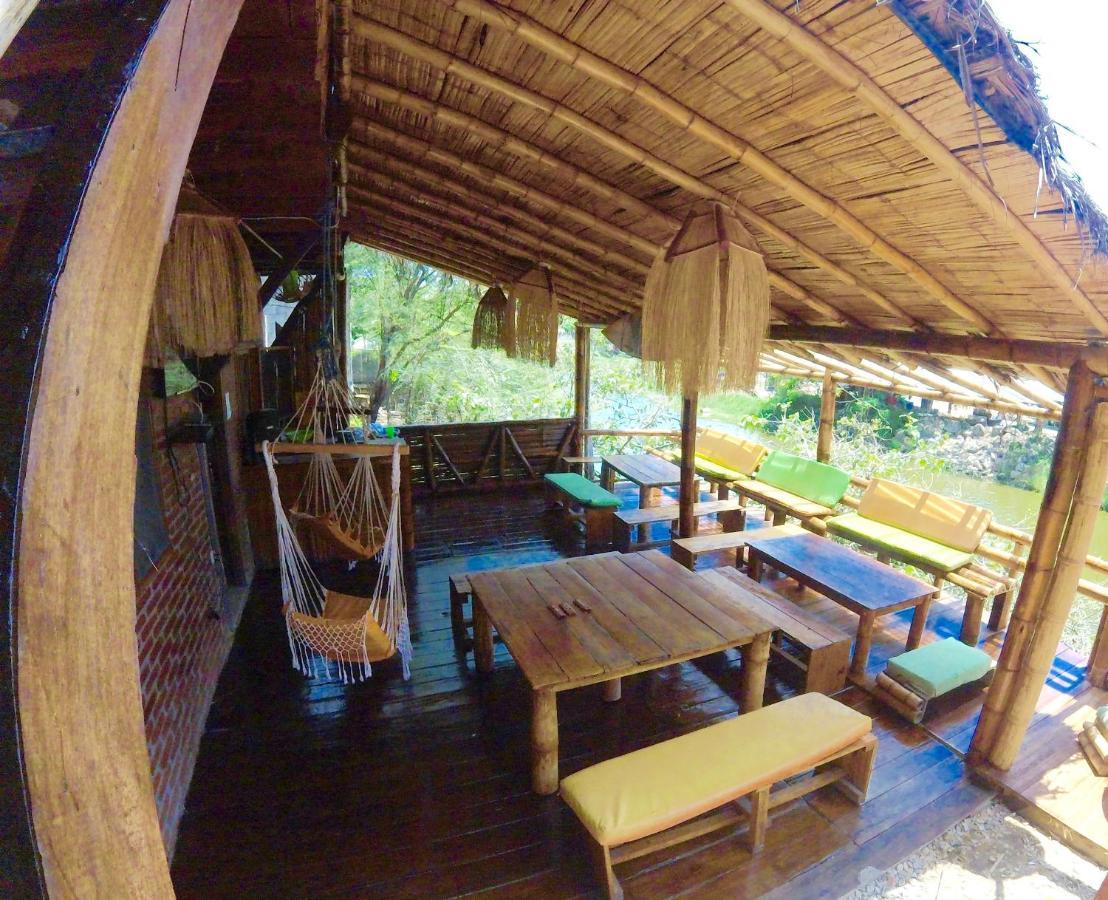 Hostel Iguana Beach House Montañita Exteriér fotografie